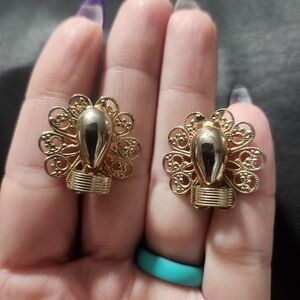 Gold Filigree Teardrop Clip-On Earrings - Classic Women's Jewelry